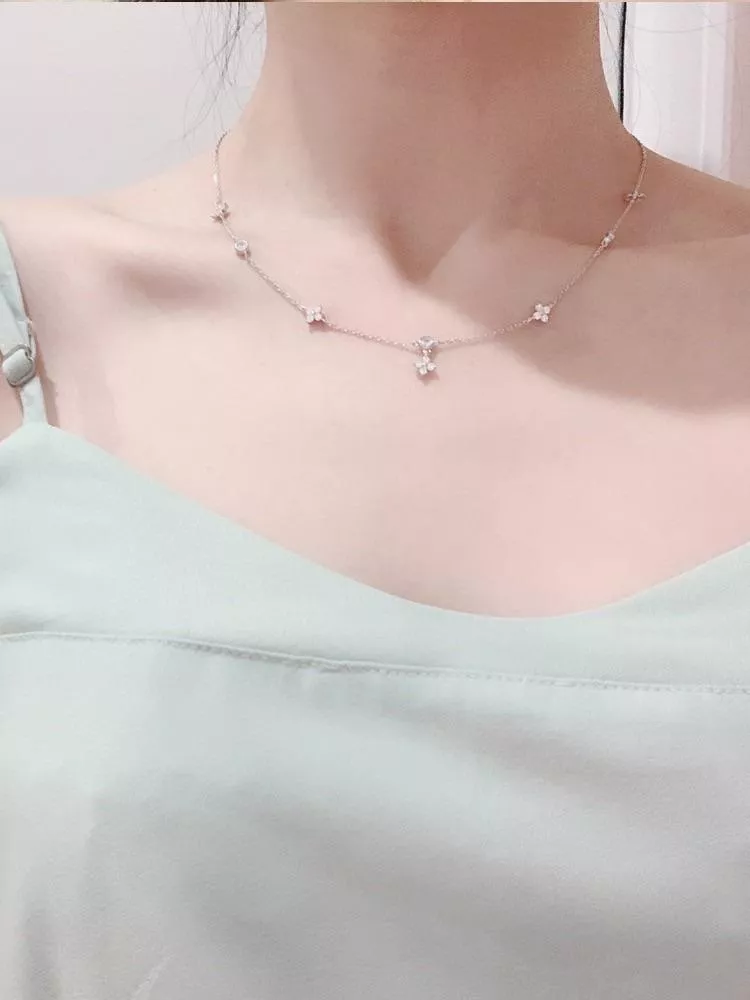 輕奢氣質四葉草迷你吊墜項鍊