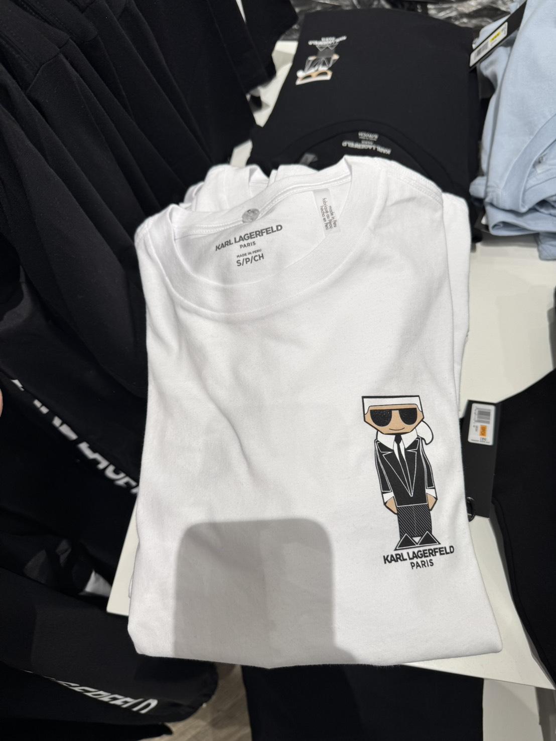 Karl Lagerfeld 卡爾男短T｜老佛爺公仔設計款・街頭潮感圖騰・八款任選
