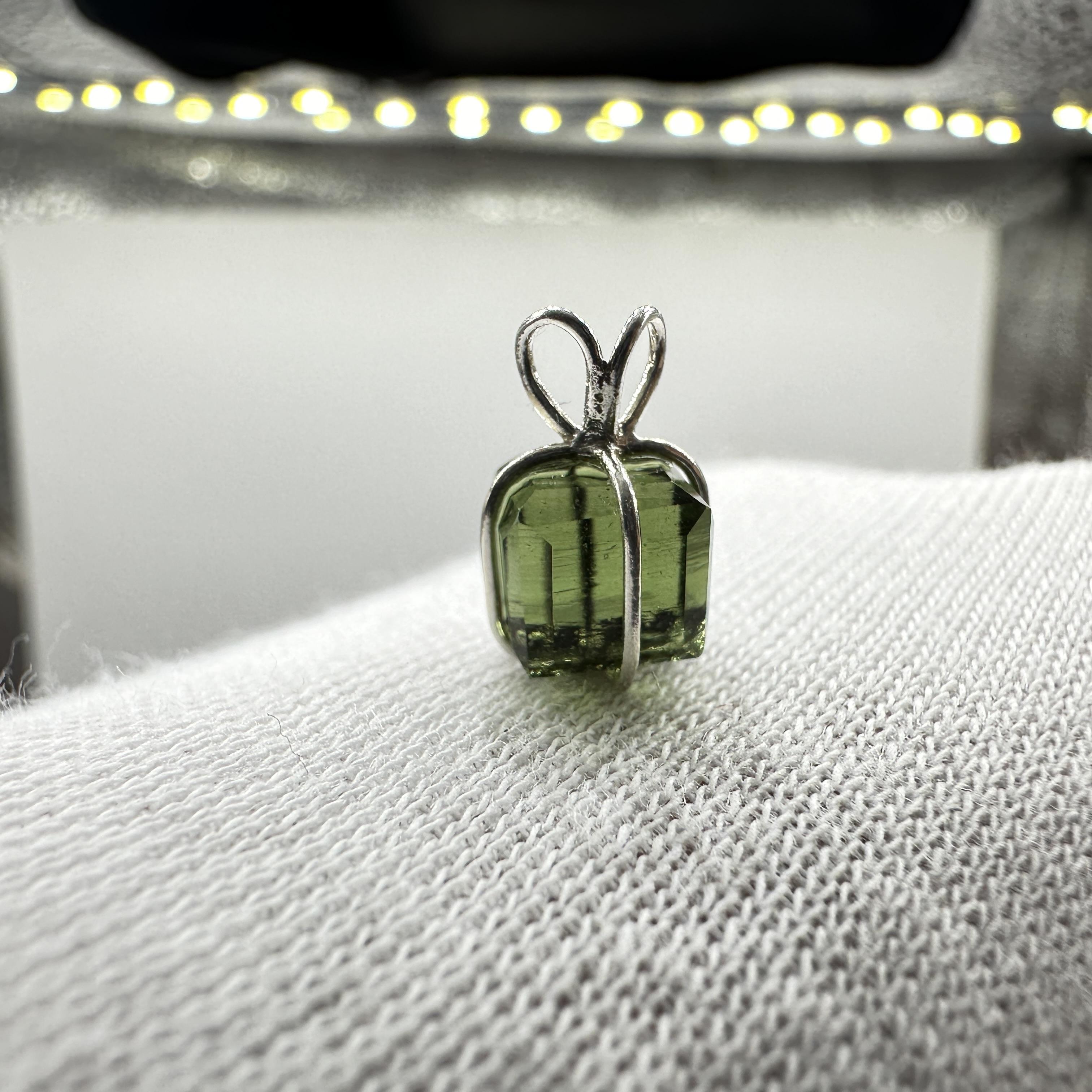[I281]  [捷克產地直銷 保證真品] 禮物魔方鎖骨鍊 3.25 ct 招財、避邪、好運到