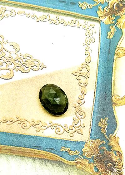 [S037]  [捷克產地直銷 保證真品] 捷克隕石鑽切-橢圓15x12MM 6.3 ct 招財、避邪、好運到