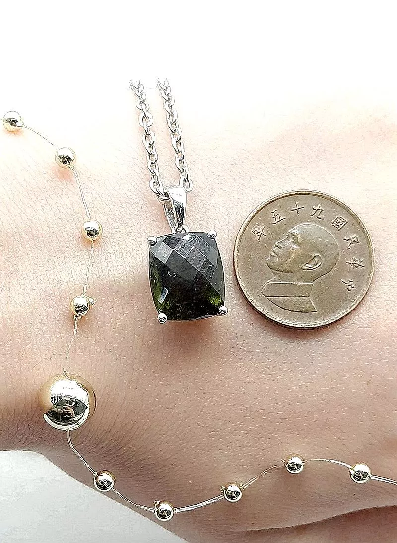 [J079]  [捷克隕石 產地直銷 保證真品] 橢圓(方)10×12mm 捷克隕石項鍊