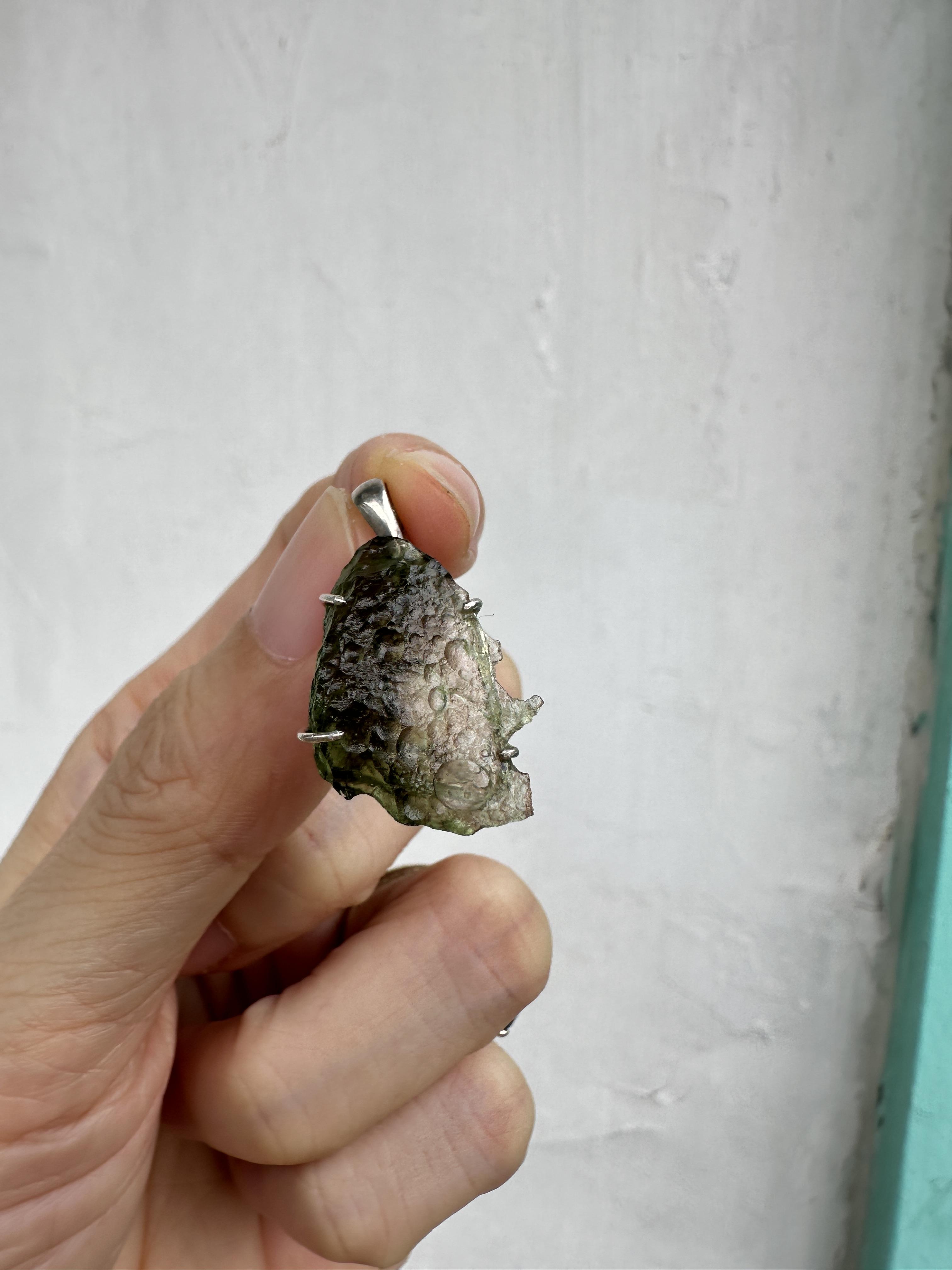 [I341] [捷克隕石 產地直銷] 捷克隕石原礦爪鑲墜 招財 避邪 好運到 100%保證真品