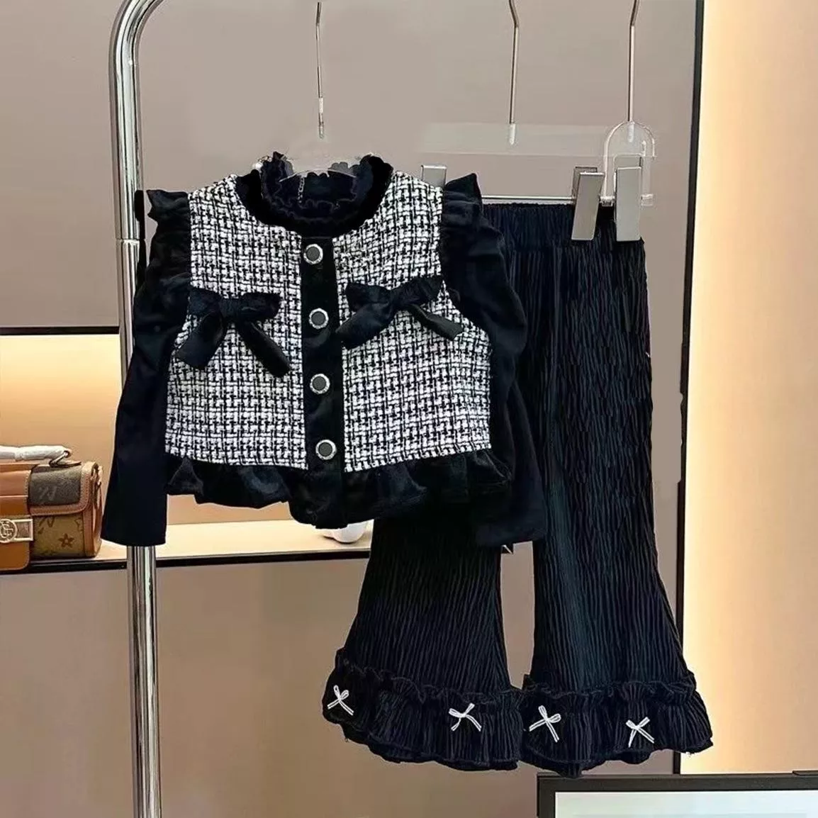 女童春裝爆款韓系小香打底衫馬甲喇叭褲三件套