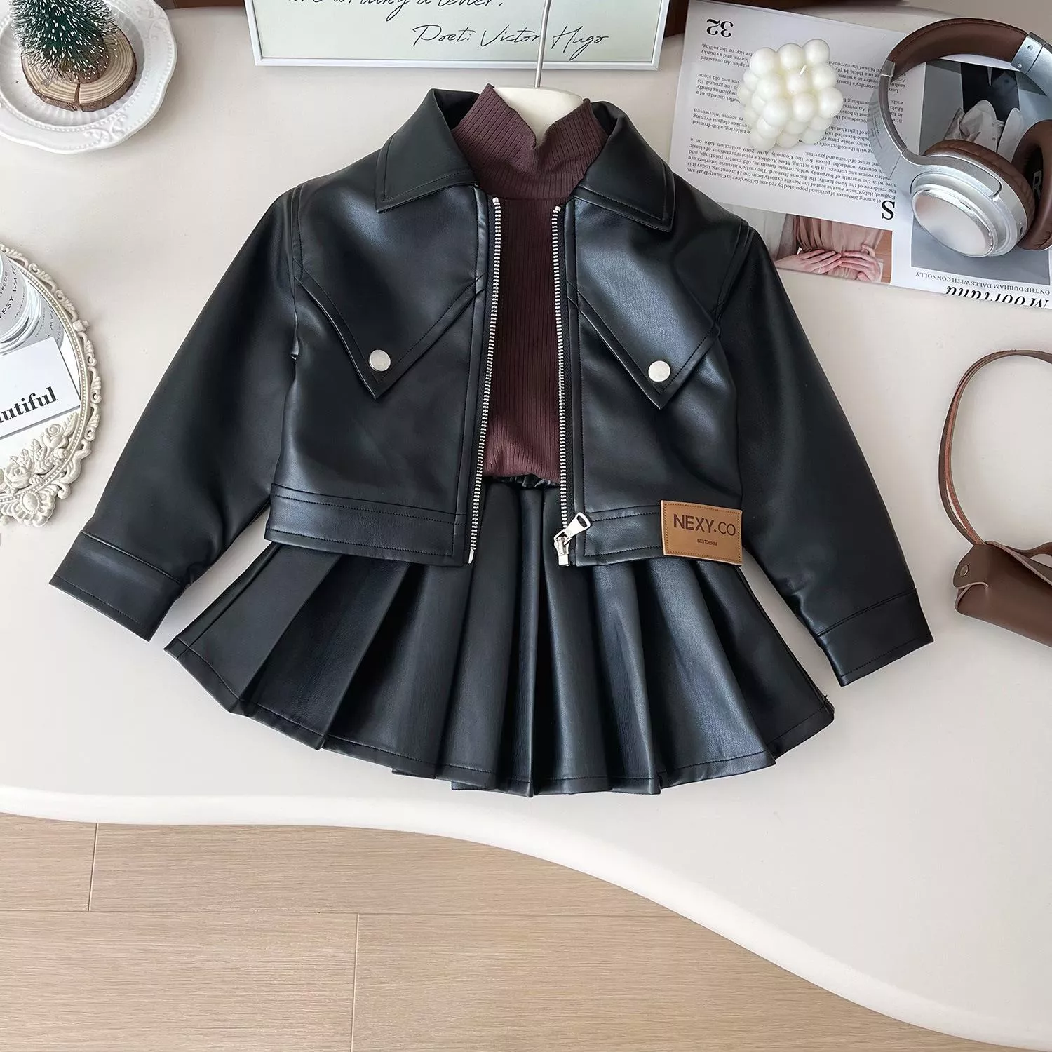 女童小香風皮衣百褶裙套裝