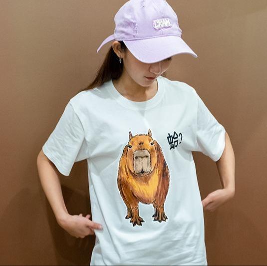 蛤！ 手繪水豚 卡皮巴拉 白 有趣棉T shirt 純棉 #茉紡工作坊
