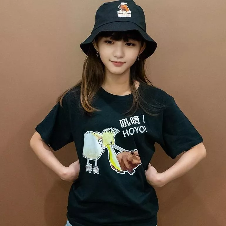 吼唷！HOYO! 手繪水豚 卡皮巴拉 黑 有趣棉T shirt 純棉 #茉紡工作坊