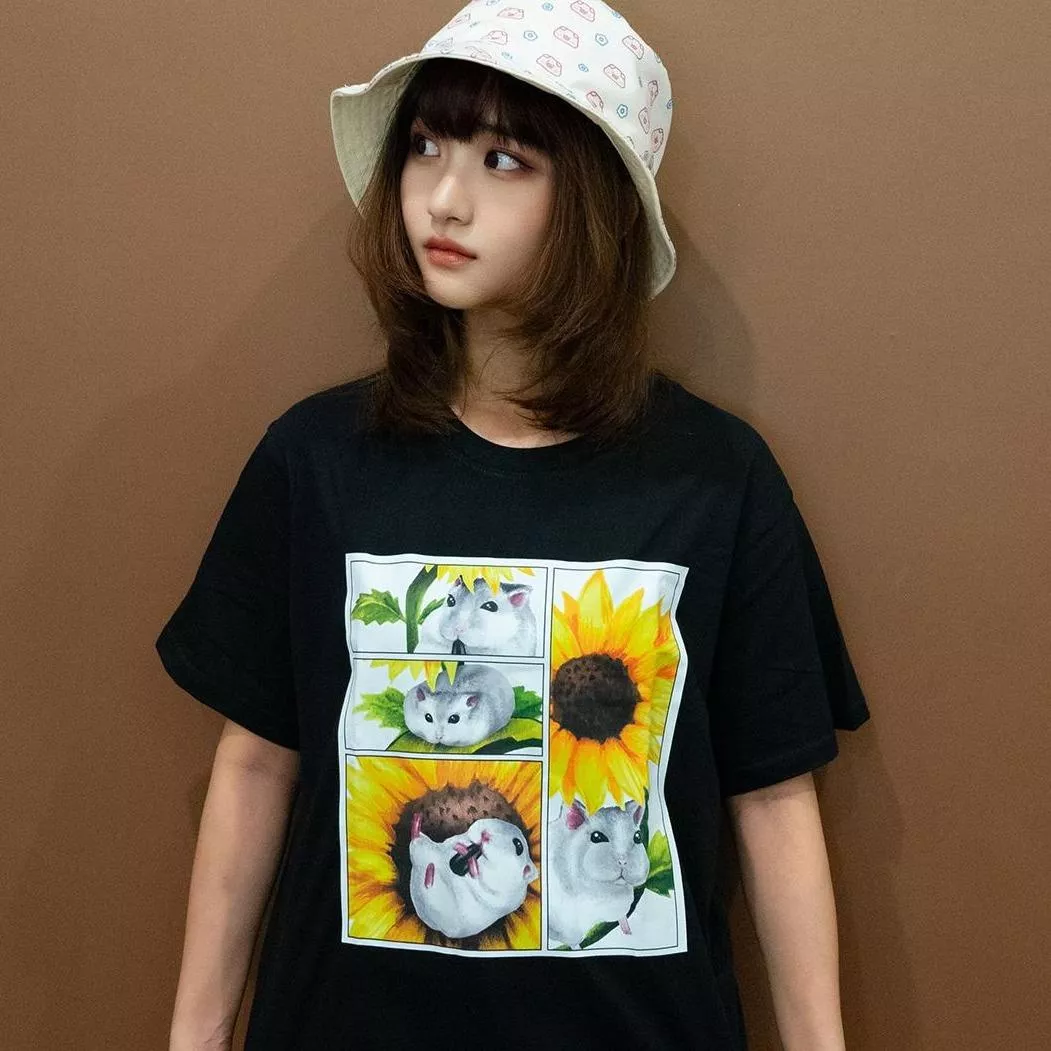 倉鼠向日葵 手繪倉鼠 卡皮巴拉 黑 有趣棉T shirt 純棉 #茉紡工作坊