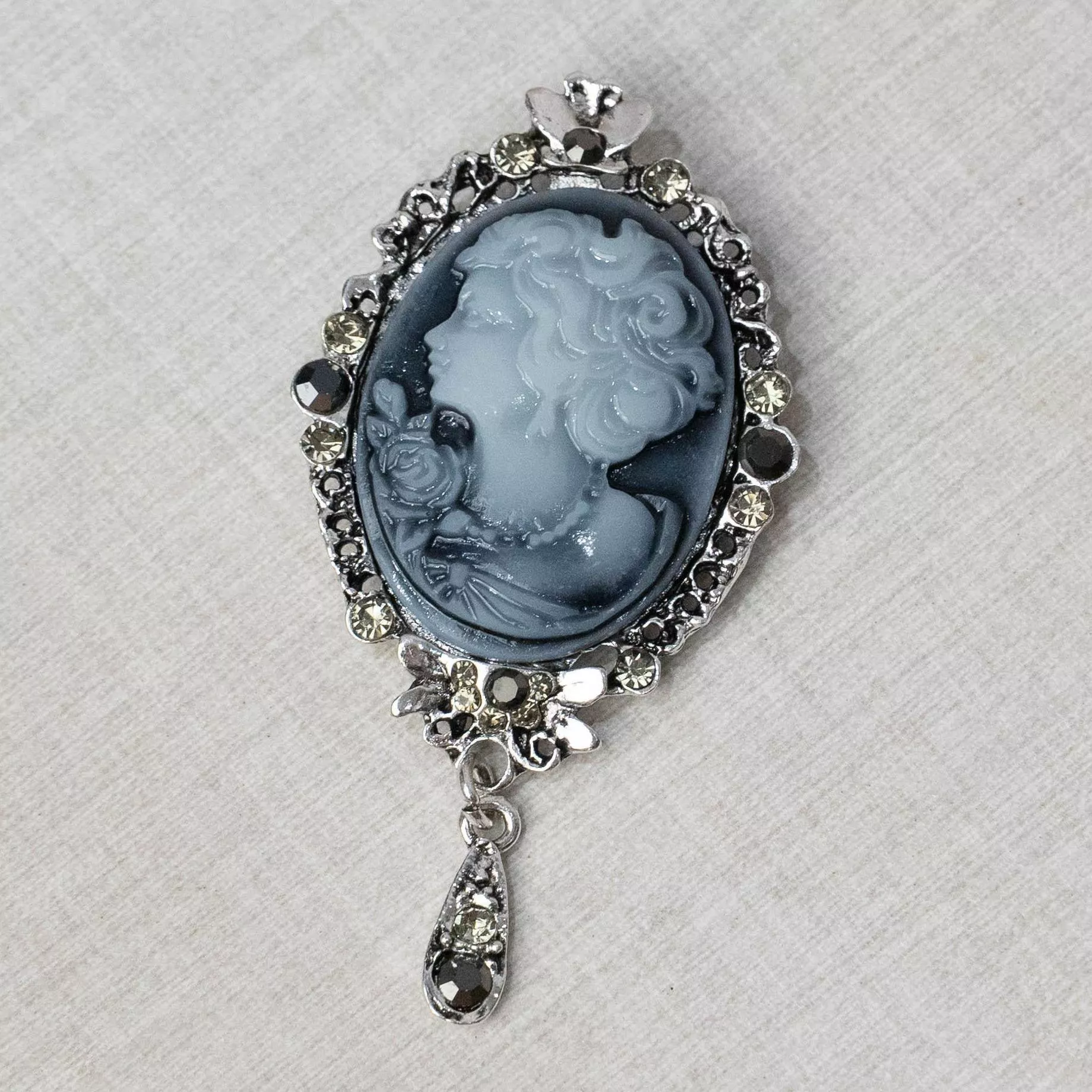 暖影古典 （真理） 肖像胸針｜茉紡選品