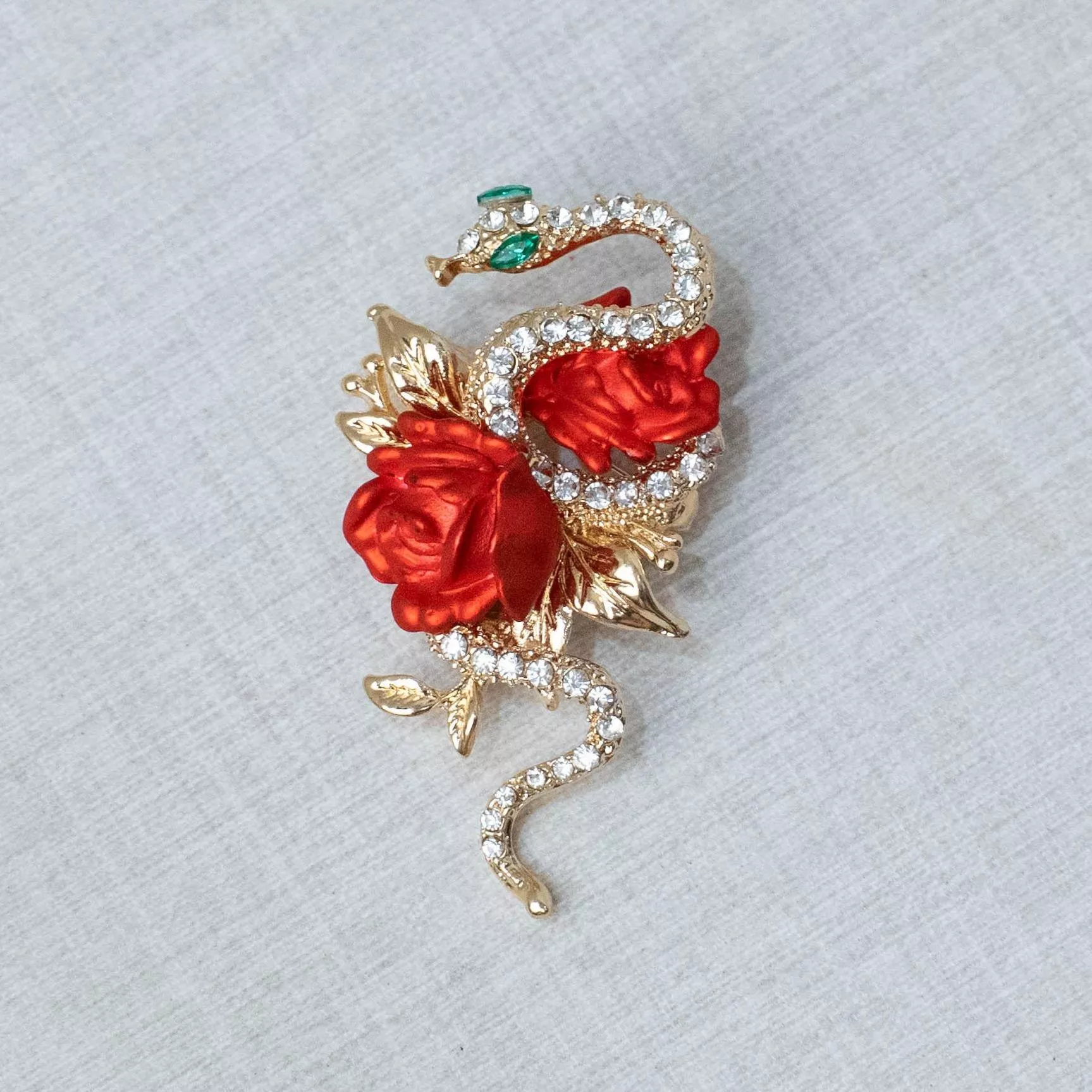 赤薔蛇影 胸針｜茉紡選品