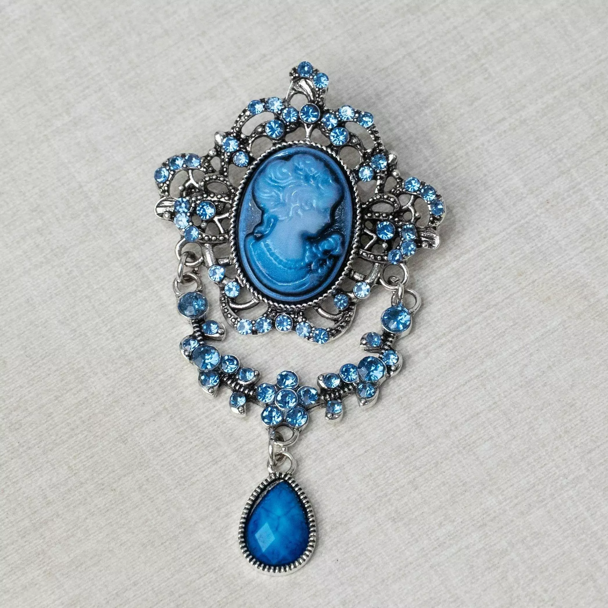 流光垂影（真理）肖像胸針｜茉紡選品