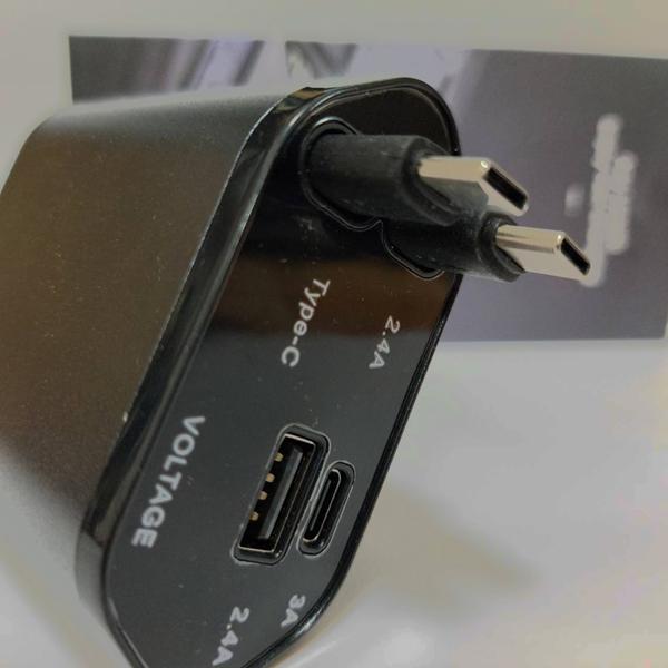超級快充 四合一 數據線車用充電器 ( 安卓+蘋果 ) 一次滿足