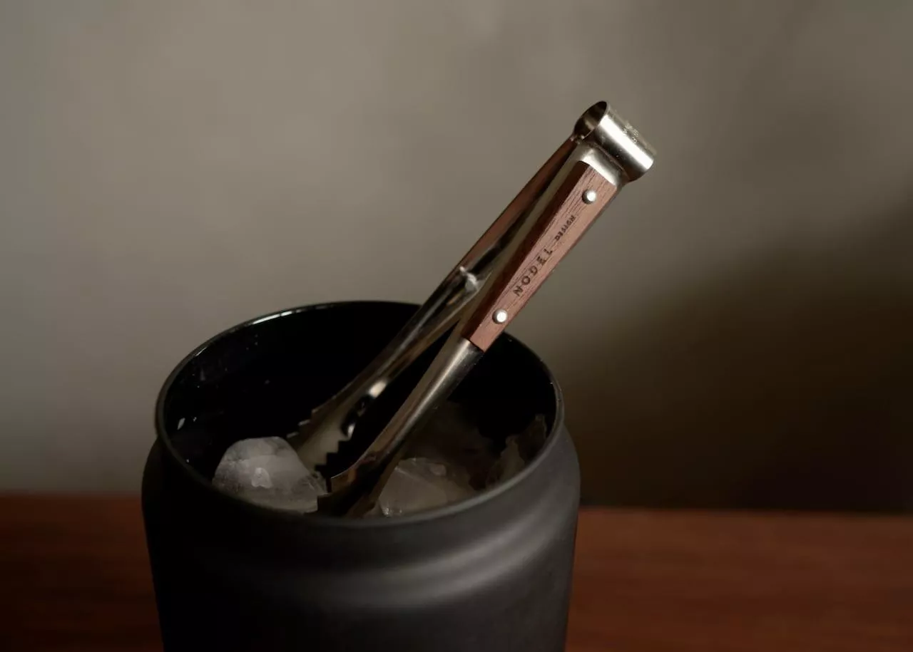 Nodel Design ICE tongs