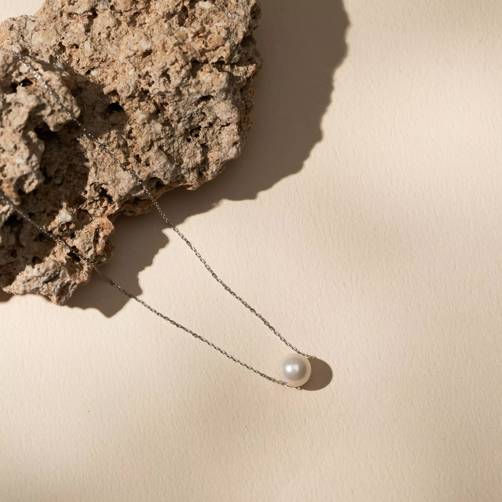 Akoya 天然海水珍珠項鍊10K白鍊