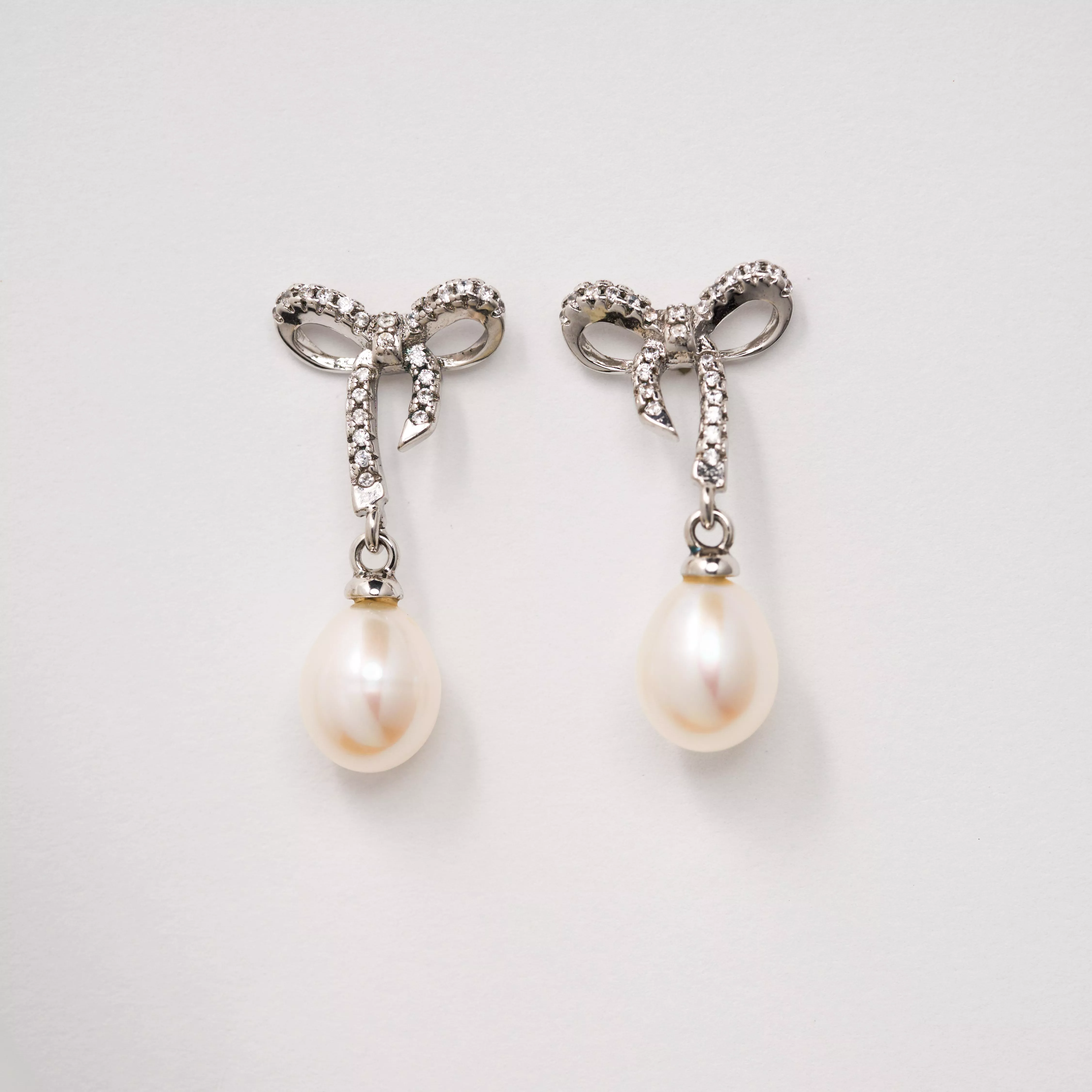 蝴蝶結公主 天然淡水珍珠耳環