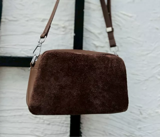反絨麂皮迷你相機包-咖啡色
