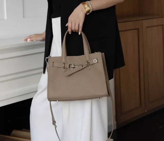 輕奢馬蹄扣小方包-杏色