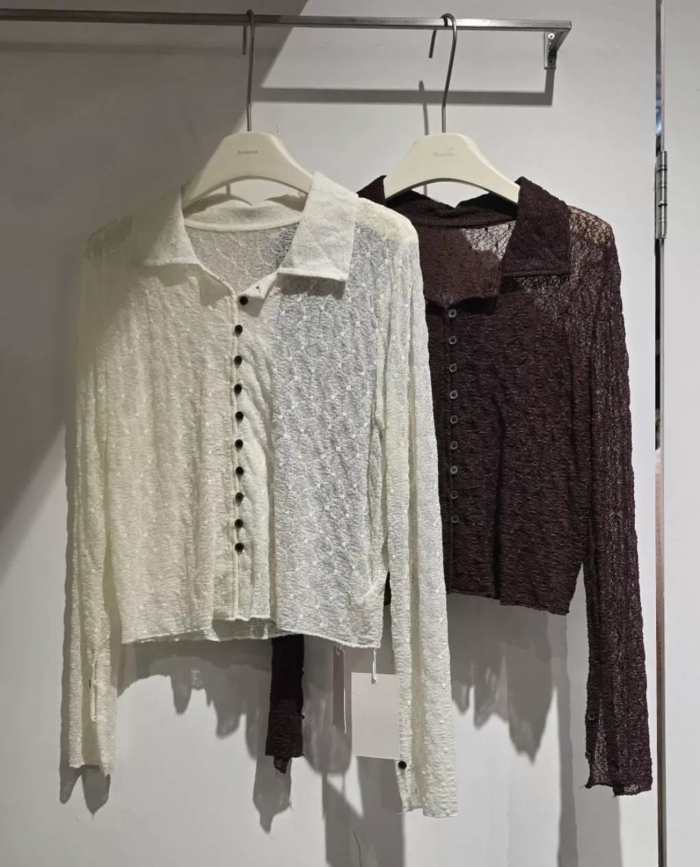 蕾絲排扣彈性針織衣