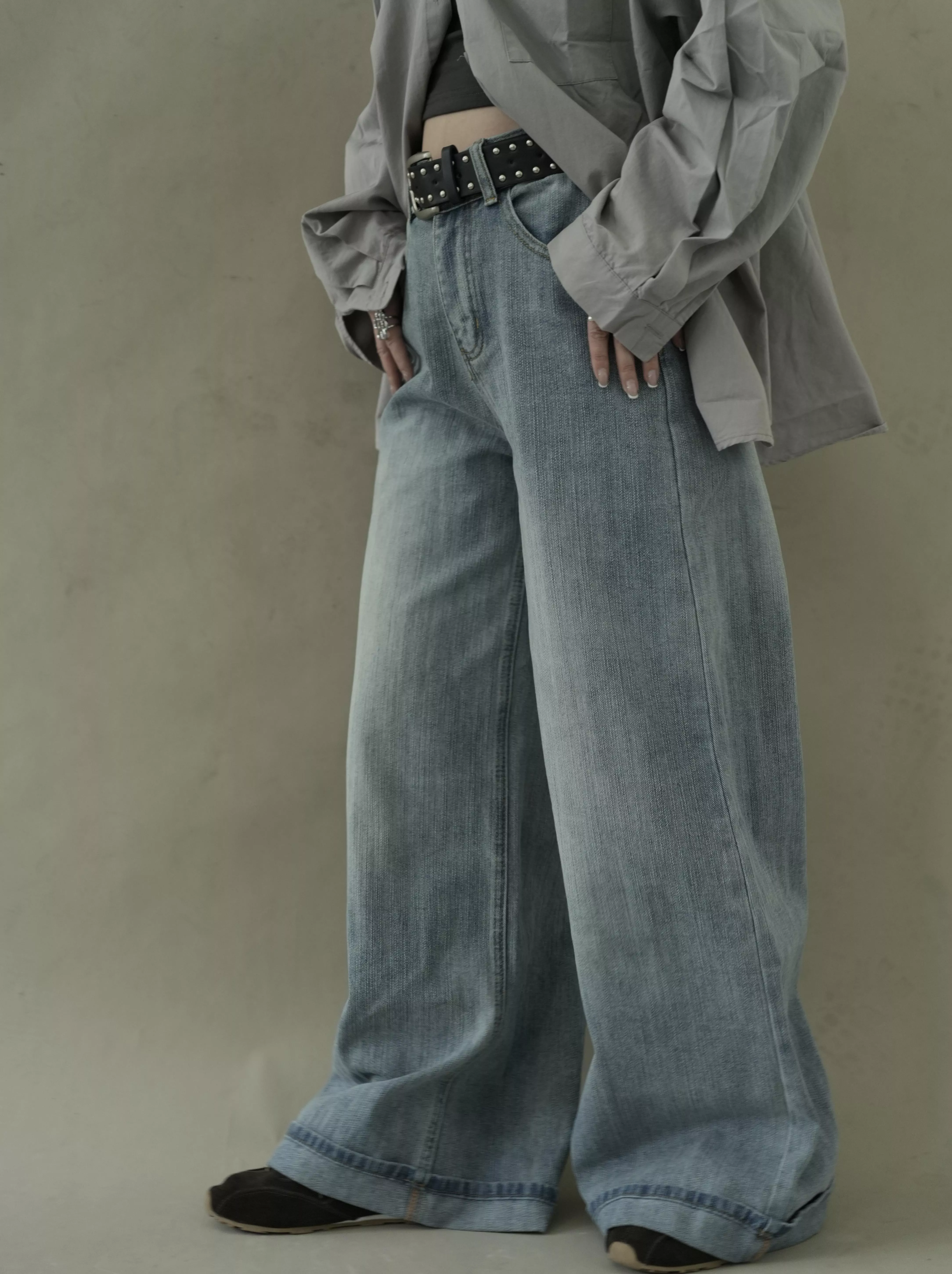 下擺反摺線條寬褲(附皮帶）