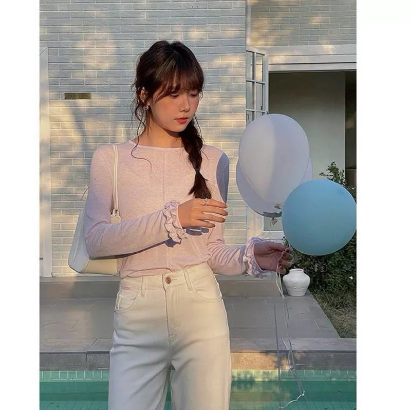 BeigeClothig✤｜𝐌𝐚𝐫.07 設計感花邊袖圓領線條打底上衣