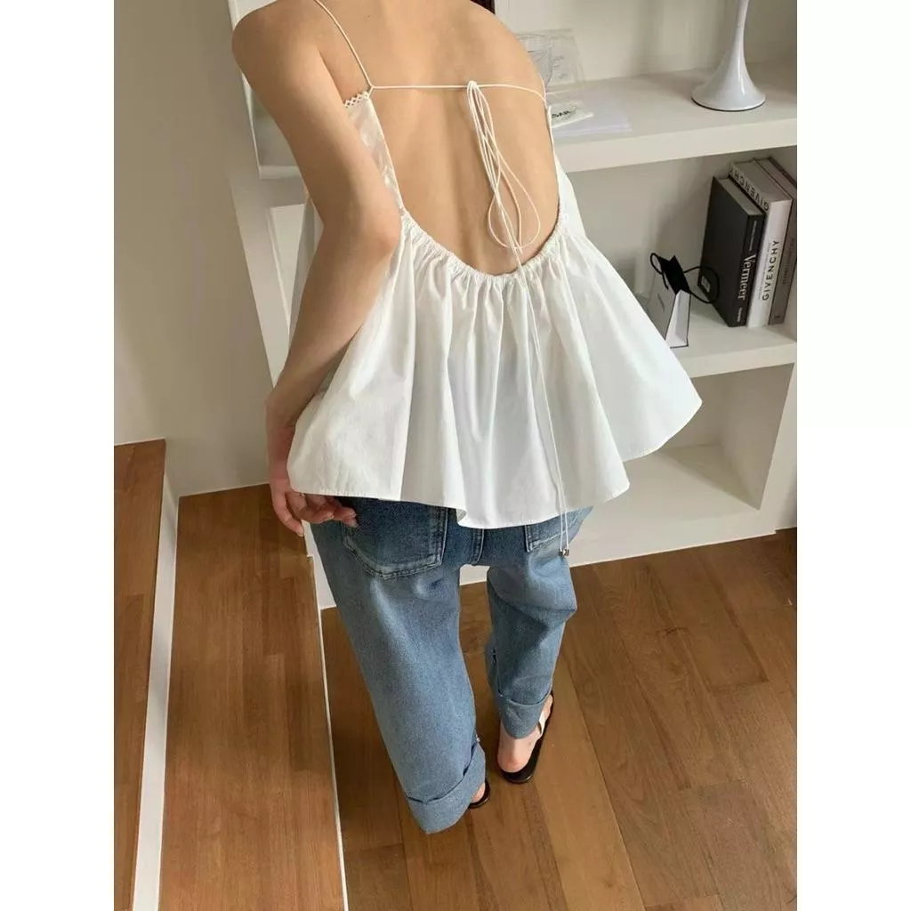 BeigeClothig✤｜𝐉𝐮𝐧.11 超美露背設計感綁帶細肩上衣