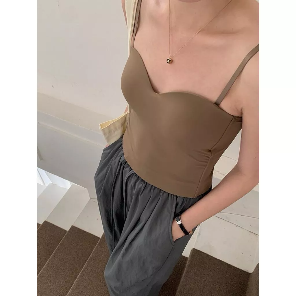 BeigeClothig✤｜𝐉𝐮𝐥𝐲.11 推薦！抗夏冰絲無痕Bar Top細肩背心