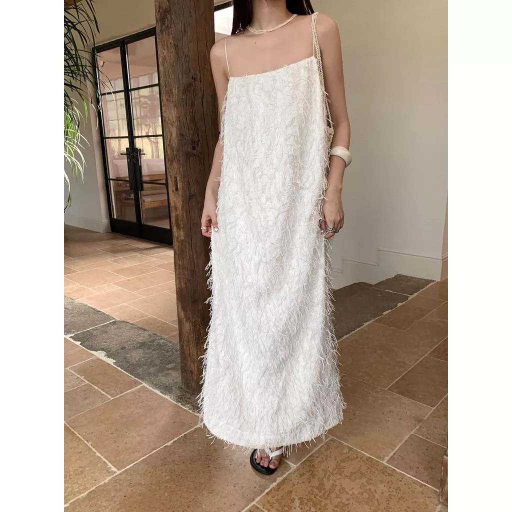 BeigeClothig✤｜𝐉𝐮𝐥𝐲.11 高質感仙氣流蘇細肩連身洋裝