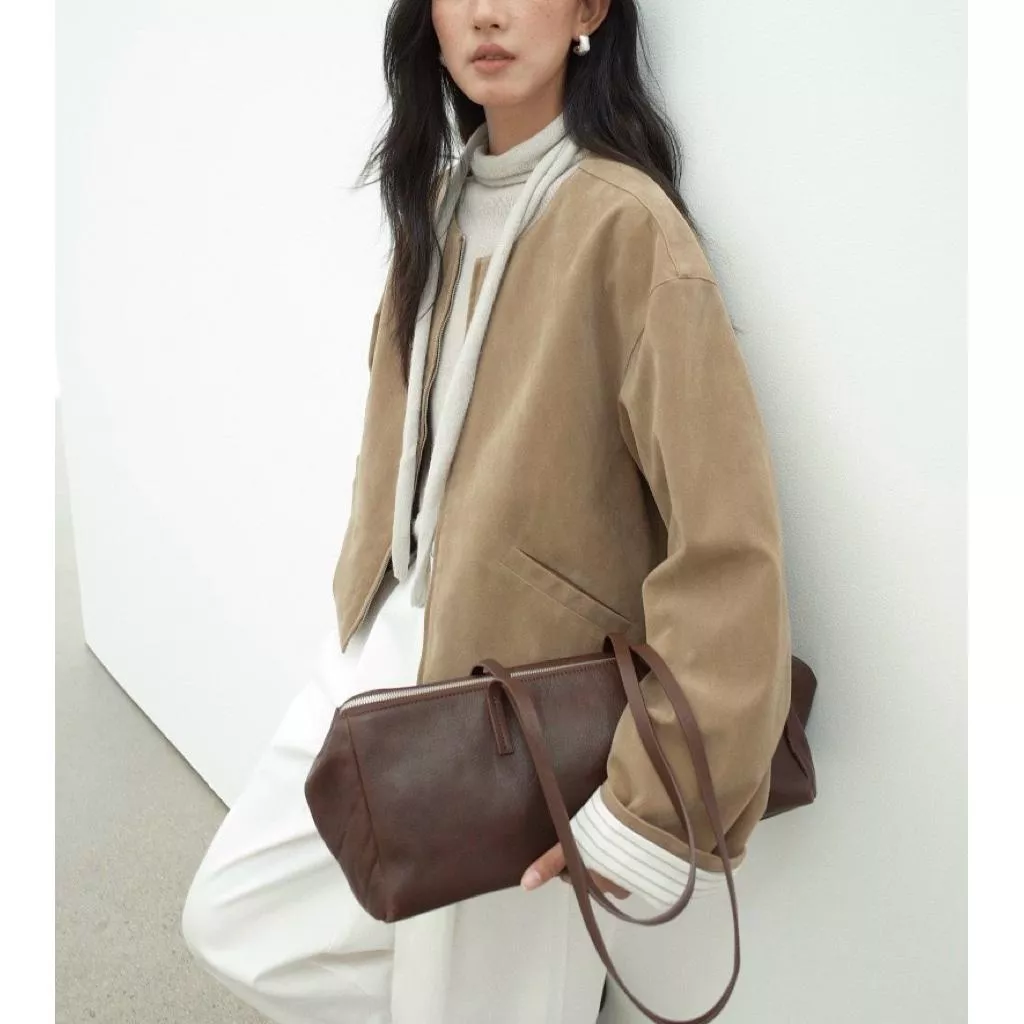 BeigeClothig✤｜𝐒𝐞𝐩.05 質感麂皮絨圓領夾克外套