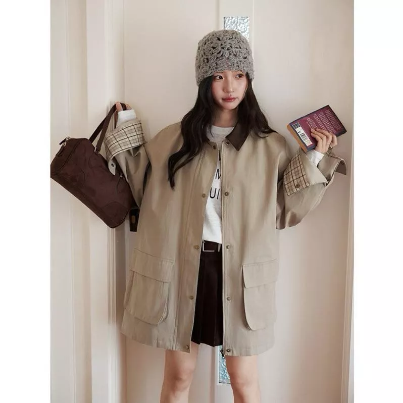 BeigeClothig✤｜𝐒𝐞𝐩.19 秋日外套🍂 復古燈芯絨撞色領格紋拼接風衣外套