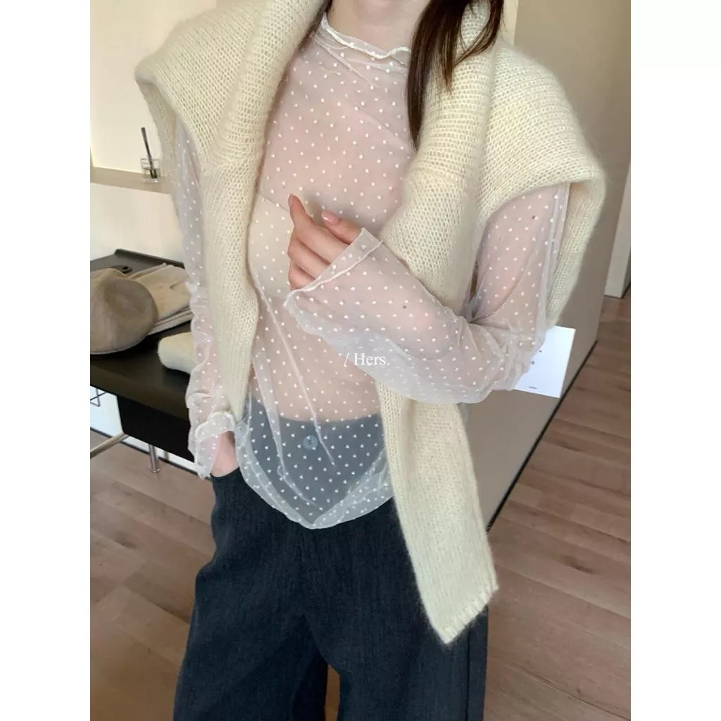 BeigeClothig✤｜𝐎𝐜𝐭.03 Hers 氣質氛圍透視疊穿波點網紗上衣