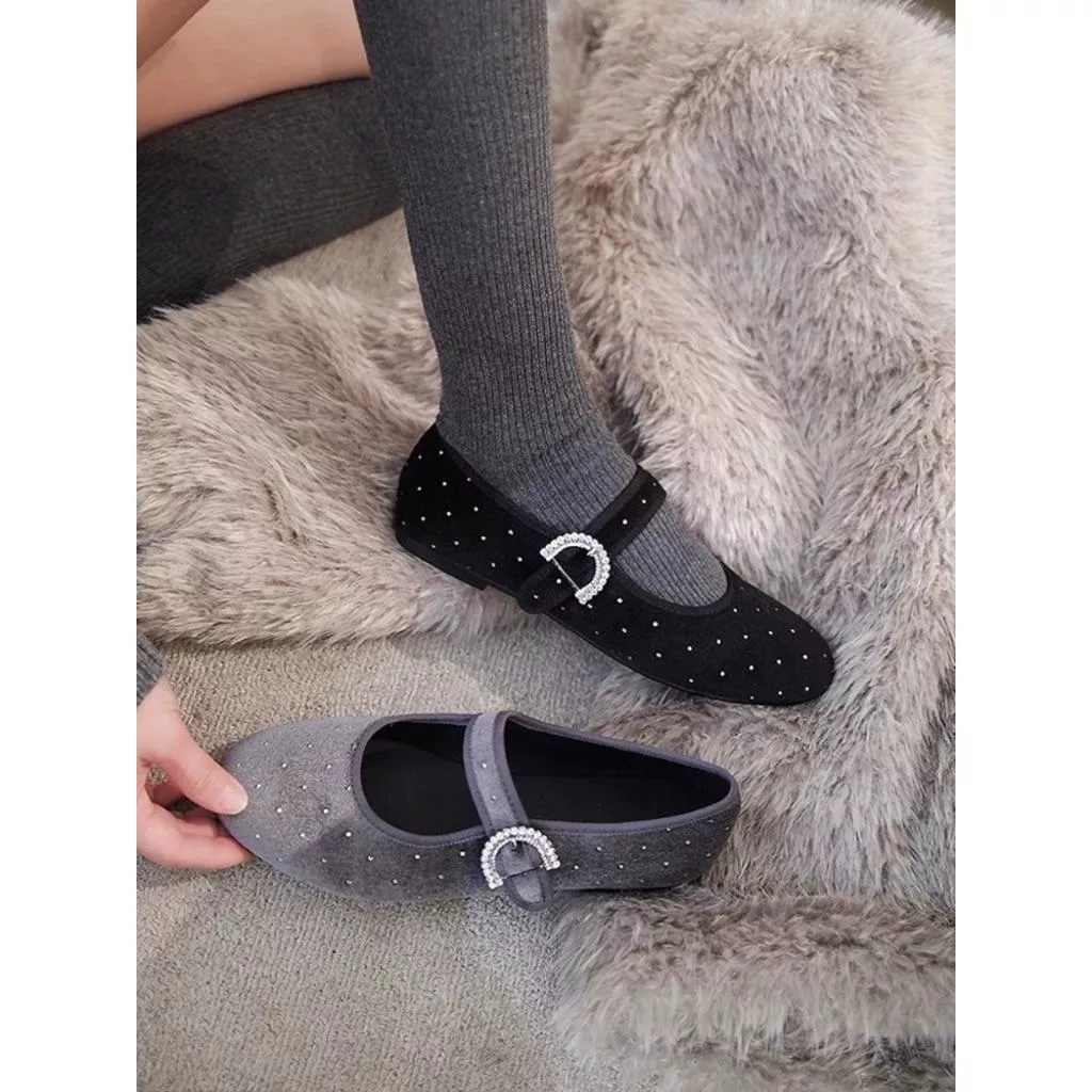 BeigeClothig✤｜𝑴𝒂𝒓𝒄𝒉.06 法式水鑽絨感一字瑪莉珍平底鞋