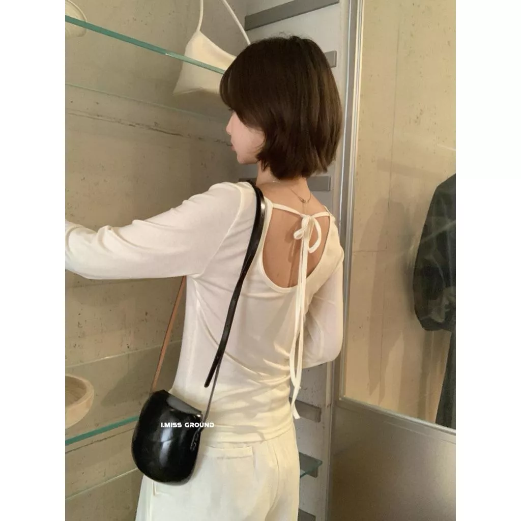 BeigeClothig✤｜𝑴𝒂𝒓𝒄𝒉.06  I MISS 氣質簡約褶皺領露背綁帶上衣