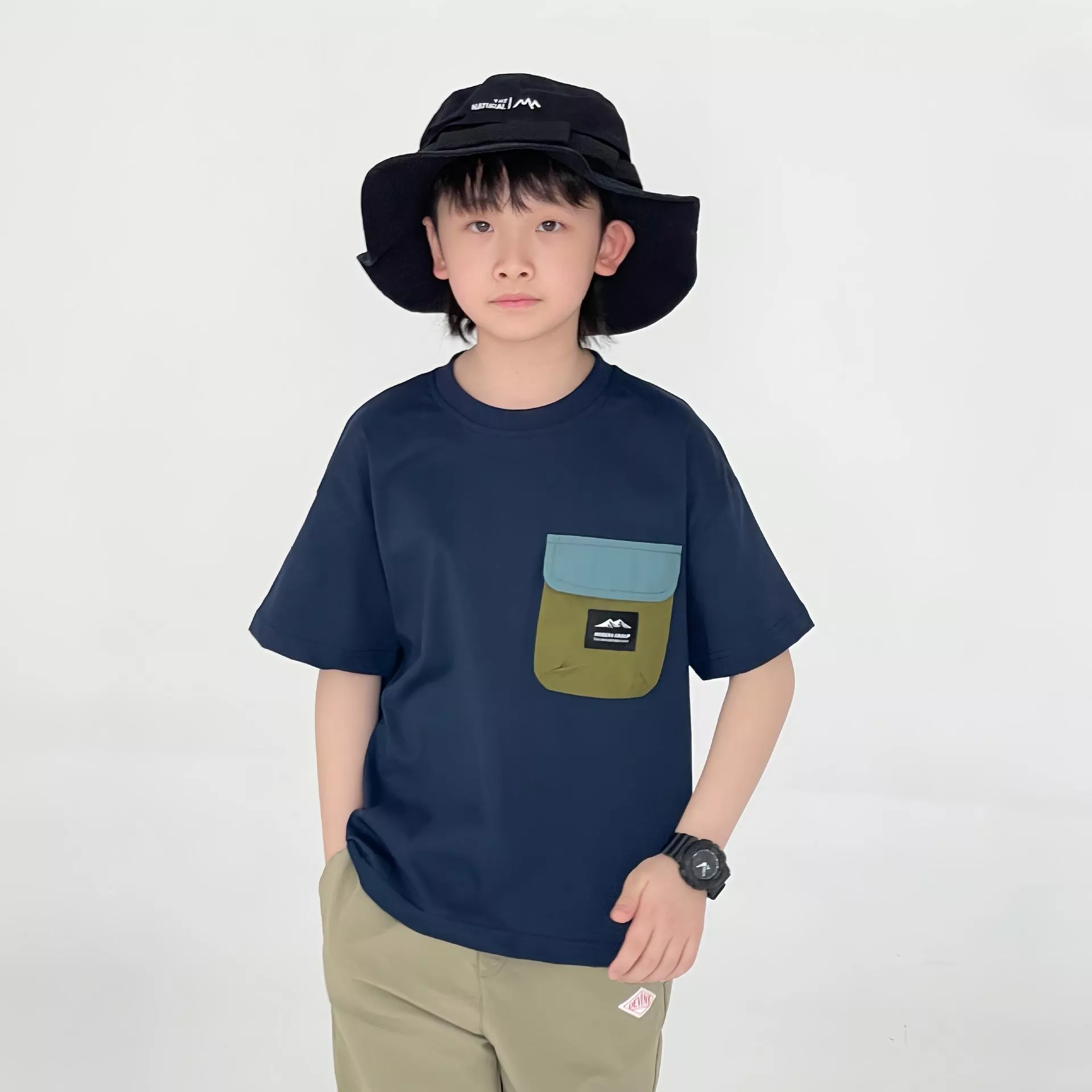 〔100-160〕山系露營風。帥氣拚色口袋短袖T恤
