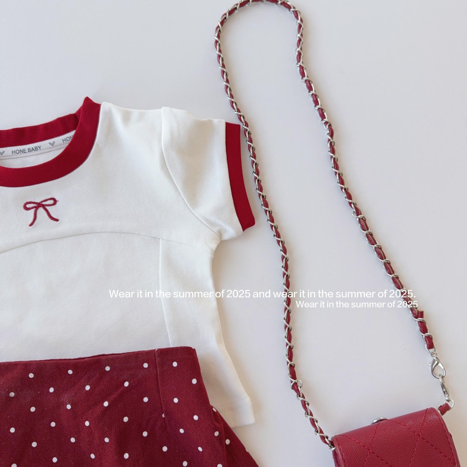 〔90-150〕辣妹刺繡蝴蝶結撞色短版上衣