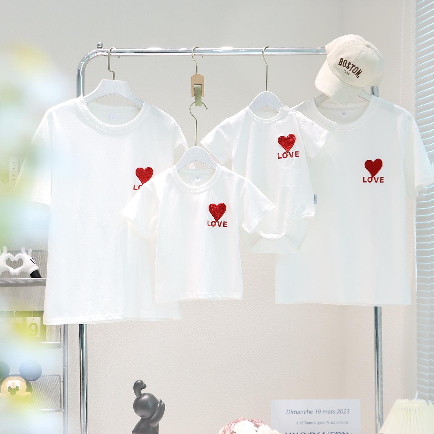 〔親子裝〕愛心LOVE繡花短袖上衣