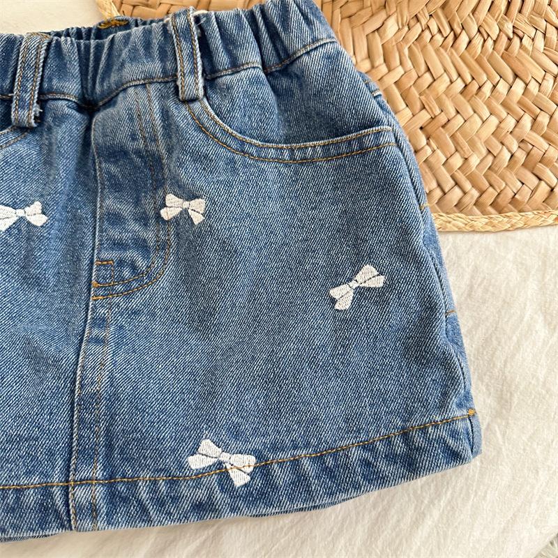 〔80-130〕刺繡蝴蝶結牛仔裙褲（前裙後褲造型）