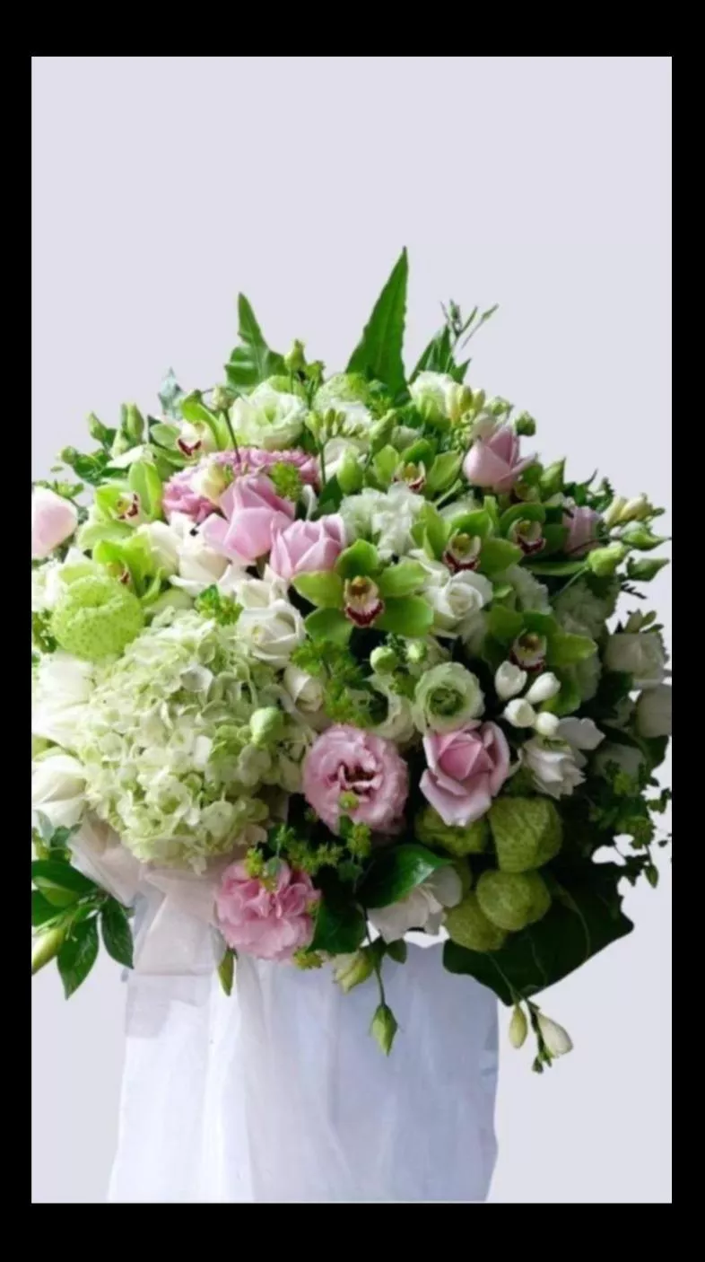 綠意花語-藝術高架花籃