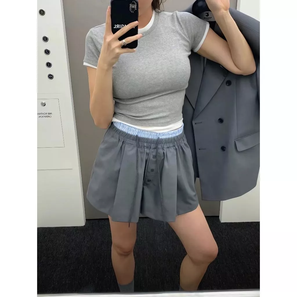 灰現貨 Tom Girl 百搭假兩件 設計感雙層領滾邊短版圓領Tee