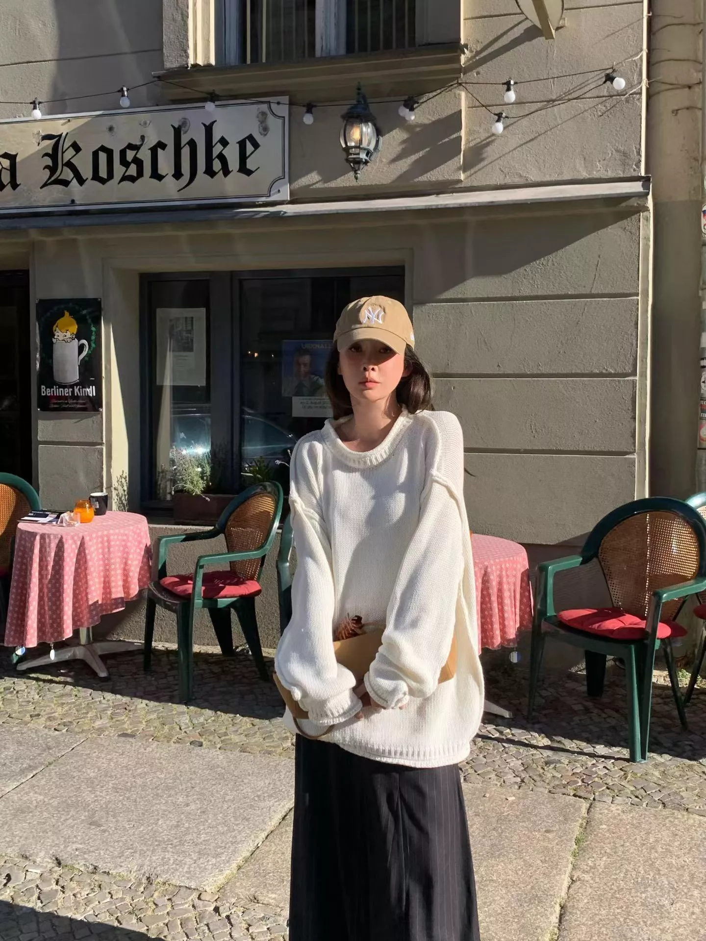 Tom Girl 立體織紋後背logo落肩針織毛衣