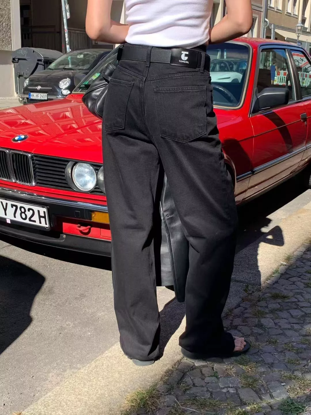 Tom Girl 黑色直筒牛仔褲