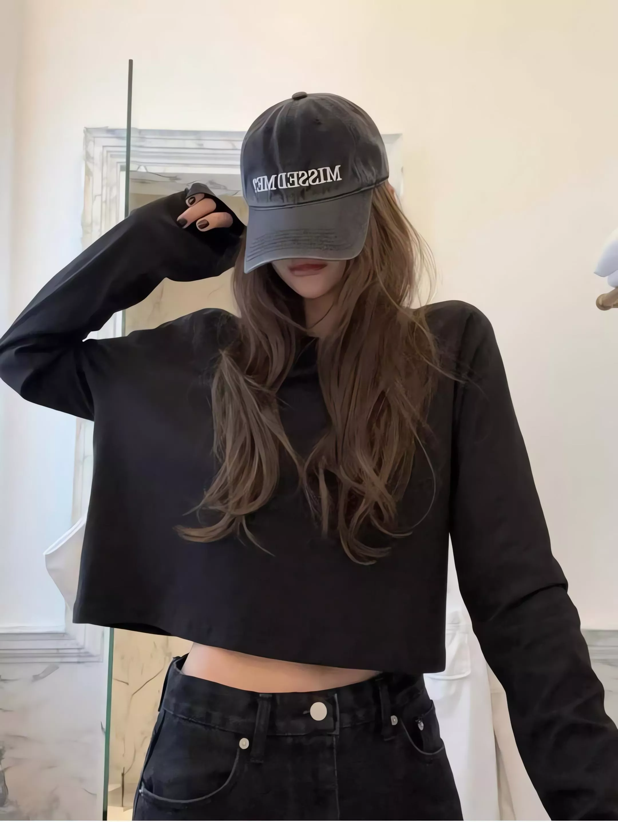 Outfit 極簡短版長袖棉T