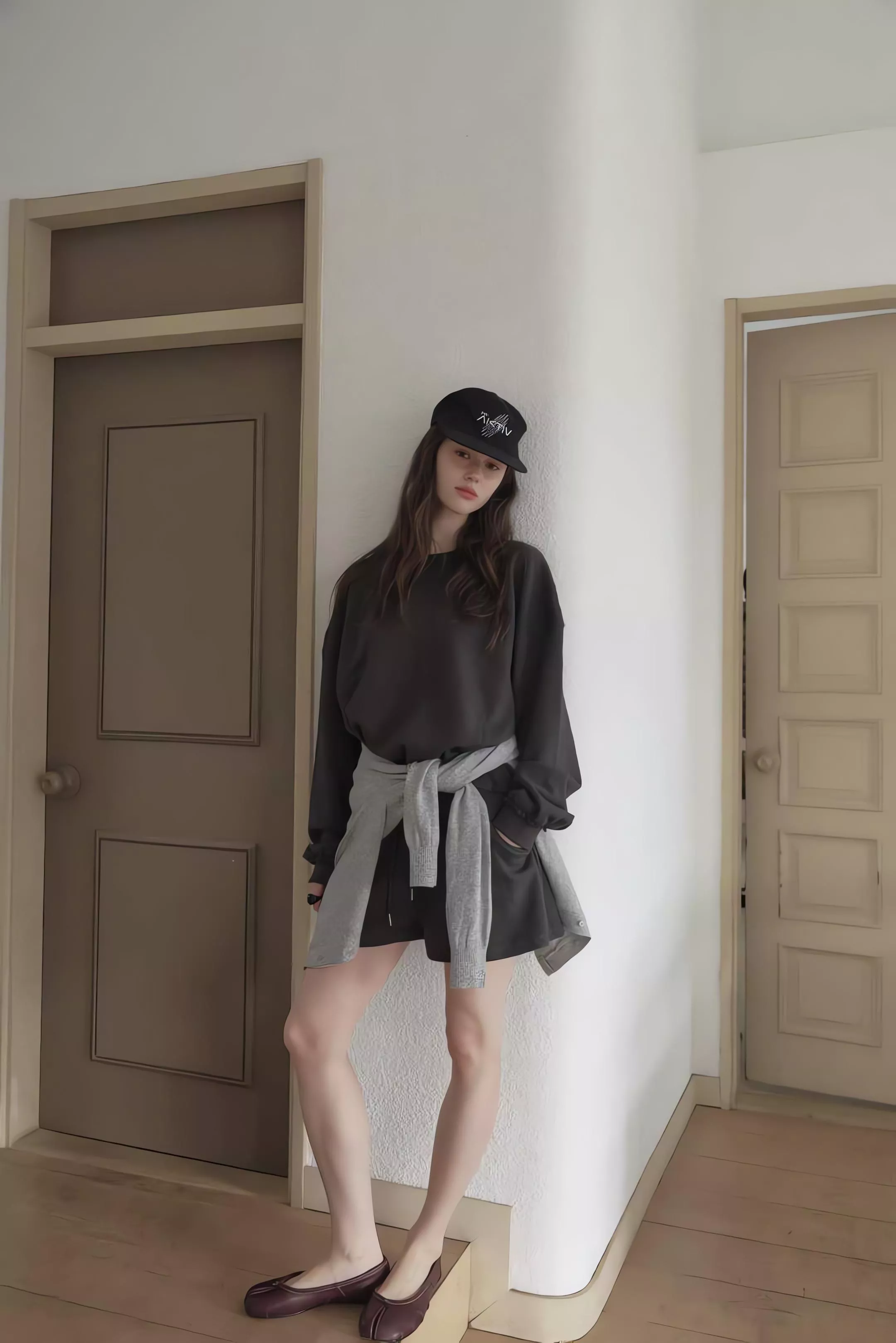 Murmur 慵懶感捲邊休閒套裝 圓領衛衣 鬆緊腰短褲