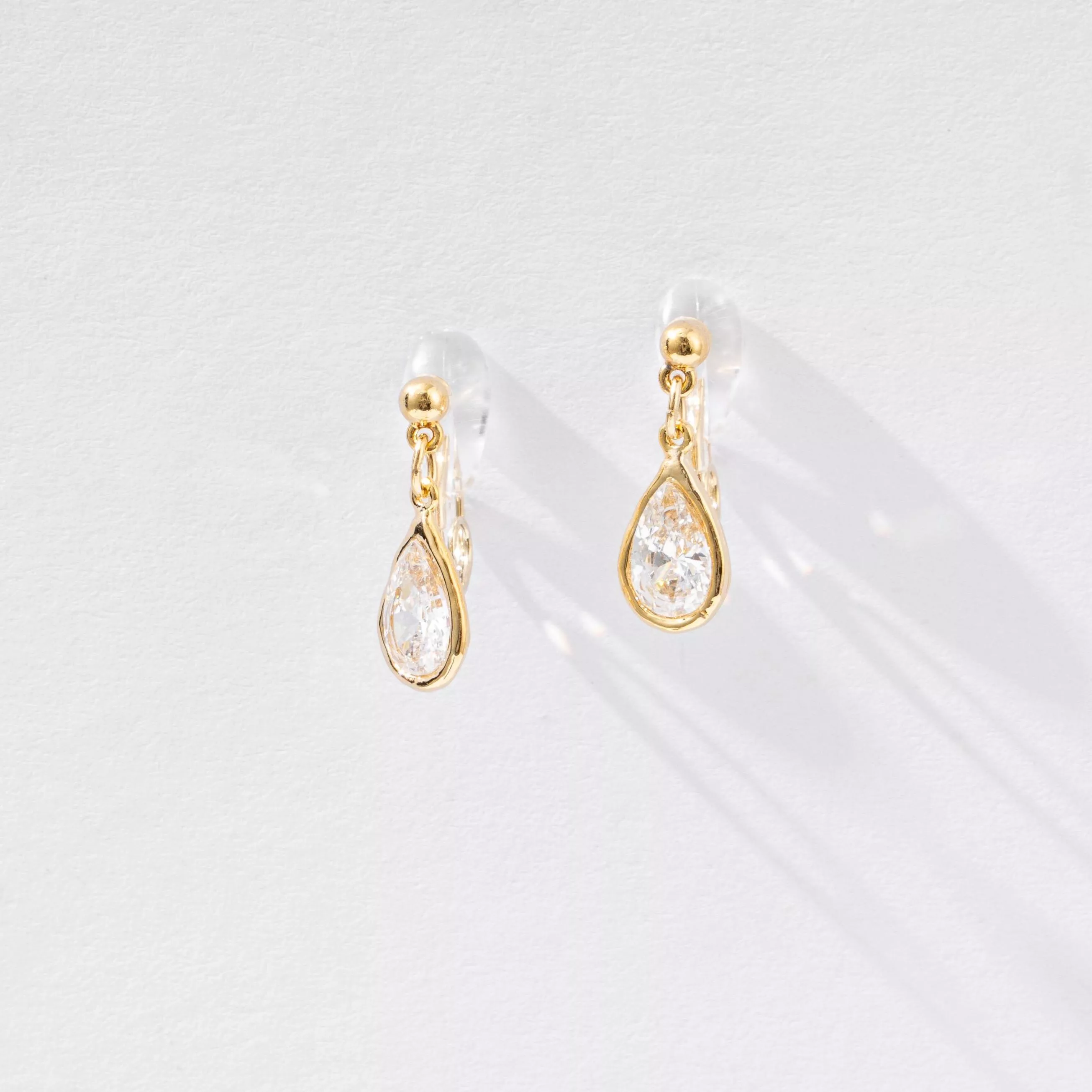 水滴鑽吊墜｜小圈彈簧耳夾｜金 · 銀