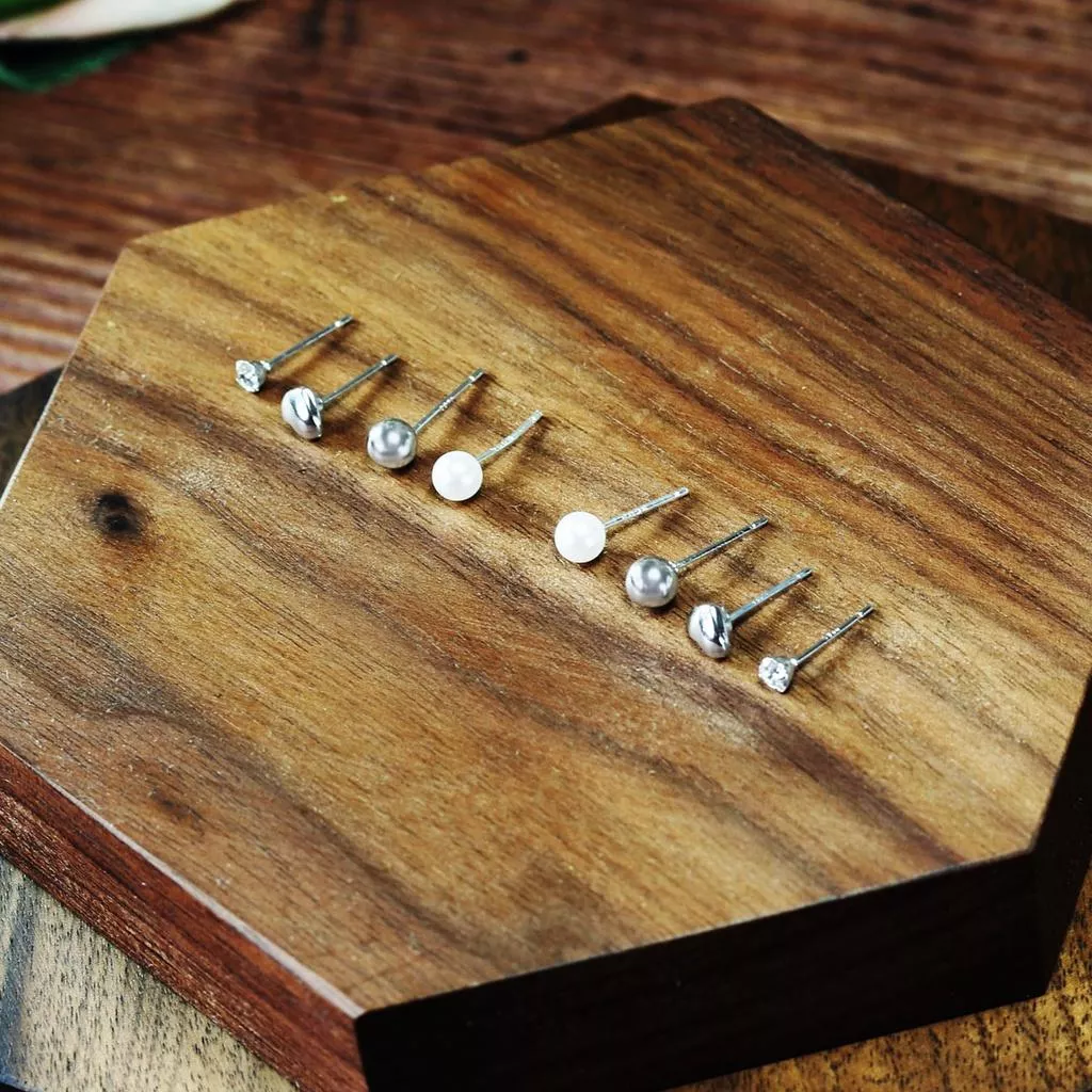 韓款 氣質簡約水鑽素面圓釘丁小耳釘 水鑽 耳釘 耳飾 耳環 耳針 女 飾品 八件組 (銀款)