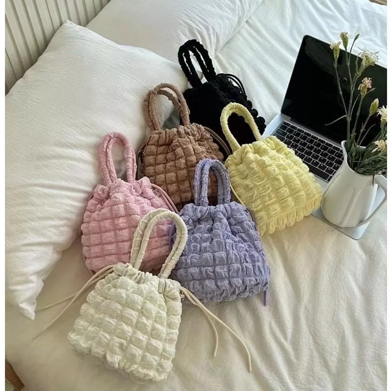 韓國時尚款 簡約泡泡 束口抽繩 布面 斜背包 側背包 手提包 水桶包 小包包 包包