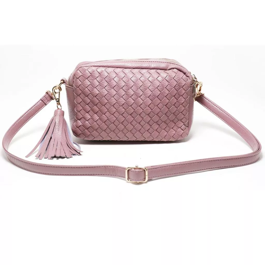 (煙燻粉)韓國時尚款 手工編織拼接雙拉鏈側背小方包 流蘇包 雙拉鏈 多袋 金屬拉鍊 包包