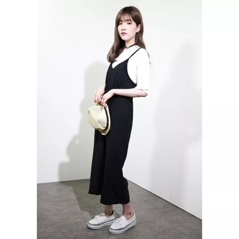 二件組 V領短袖上衣 純色涼爽收腰綁帶細肩帶無袖連身長褲  A1019