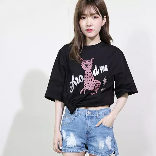 韓 休閒童趣獵豹落肩款個性韓風百搭短袖上衣2色  A1023