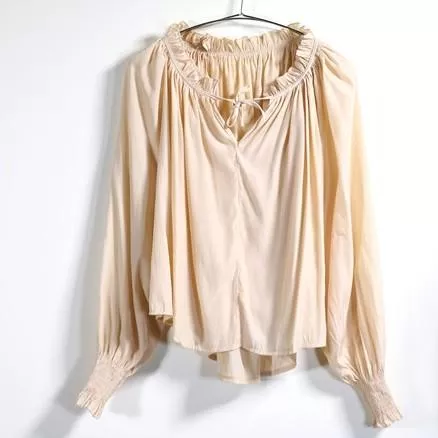 親膚優雅氣質領口蝴蝶結綁帶百搭抓皺泡泡袖寬鬆襯衫上衣【K042】