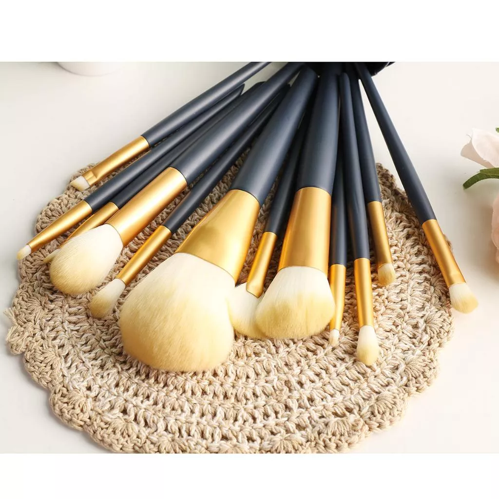 星空刷具組 12隻刷具 刷具桶 腮紅刷 軟毛 美妝 眉毛刷 粉底刷 腮紅刷 鼻影刷 眼影刷 唇筆 唇刷 睫毛刷