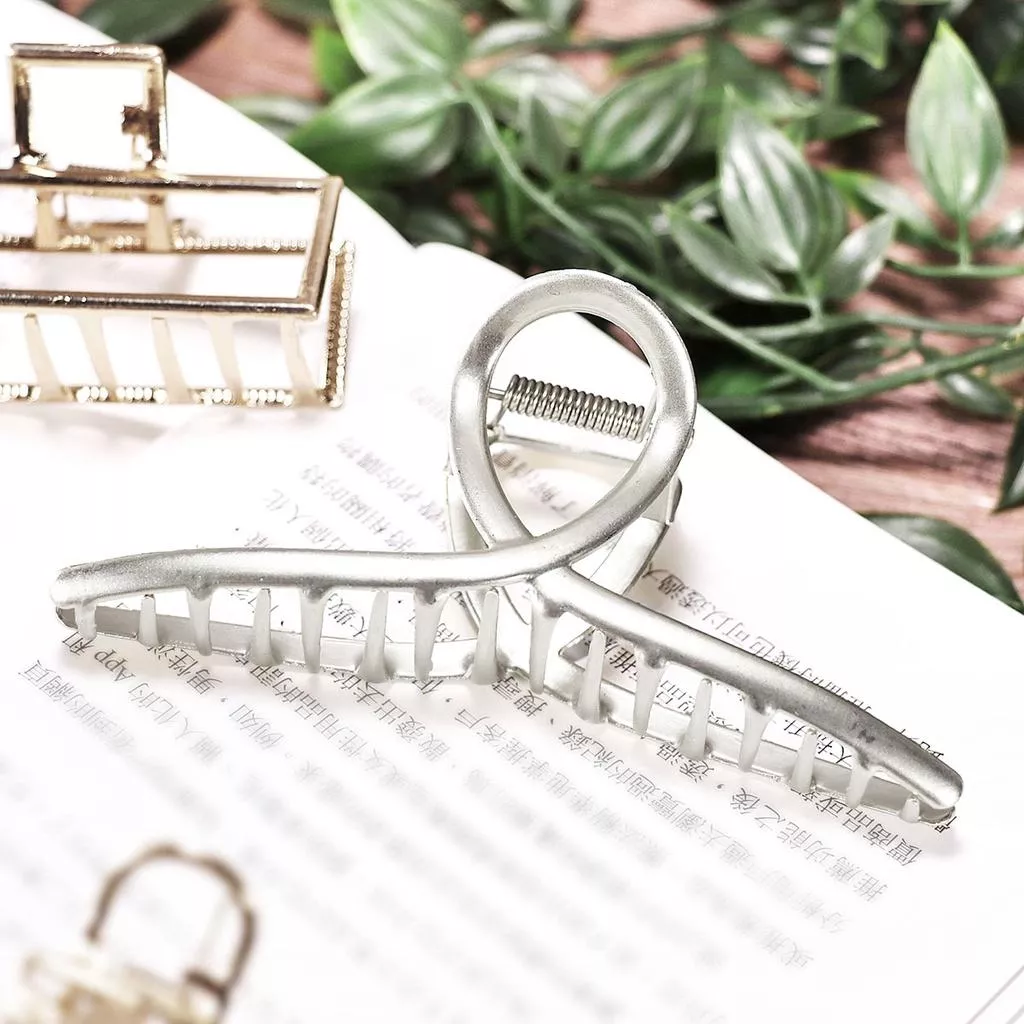 金屬交叉鯊魚夾 抓夾 爪抓 啞光髮夾 大嘴夾 C009